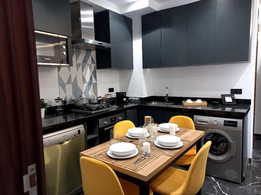 Appartement Cosy Au Coeur De Marrakech Avec Piscine Marrakesh Ngoại thất bức ảnh