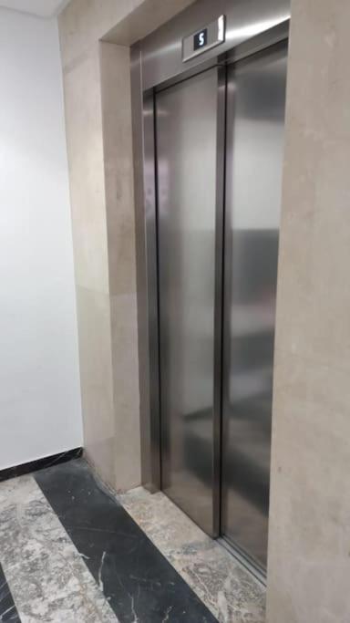 Appartement Cosy Au Coeur De Marrakech Avec Piscine Marrakesh Ngoại thất bức ảnh
